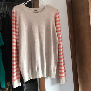 Long sleeve sweatshirt